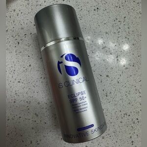 IS Clinical Eclipse SPF50 Sunscreen - Beige